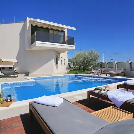 ヴィラ Alt By Adriaticluxuryvillas Debeljak