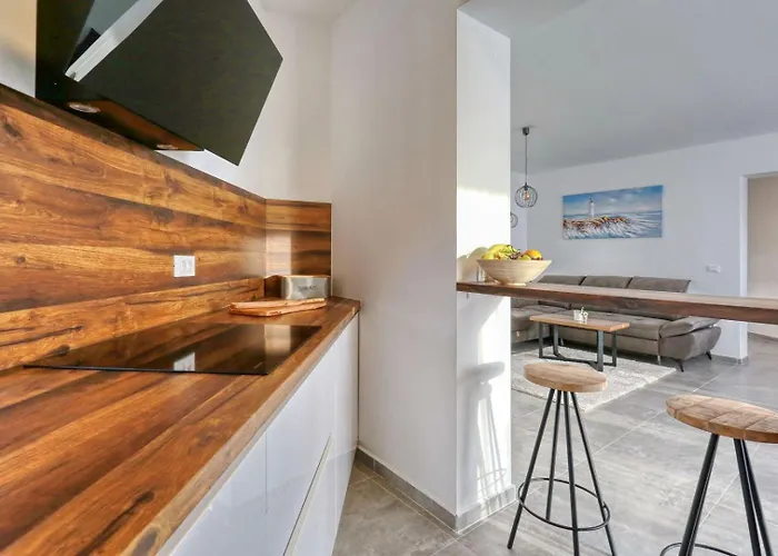 Alt By Adriaticluxuryvillas * Debeljak